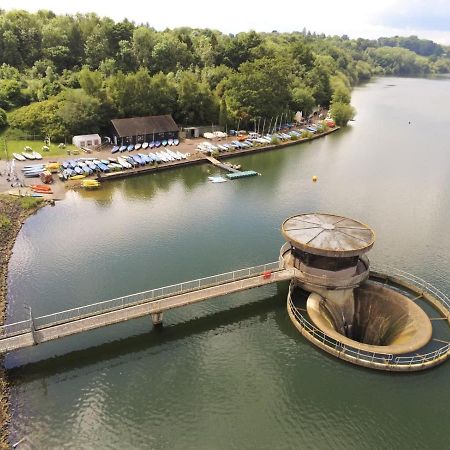 Quirky Vintage Horsebox Conversion With Stunning Views Of Ardingly Reservoir Balcombe Eksteriør billede