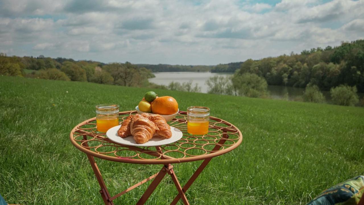 Quirky Vintage Horsebox Conversion With Stunning Views Of Ardingly Reservoir Balcombe Eksteriør billede