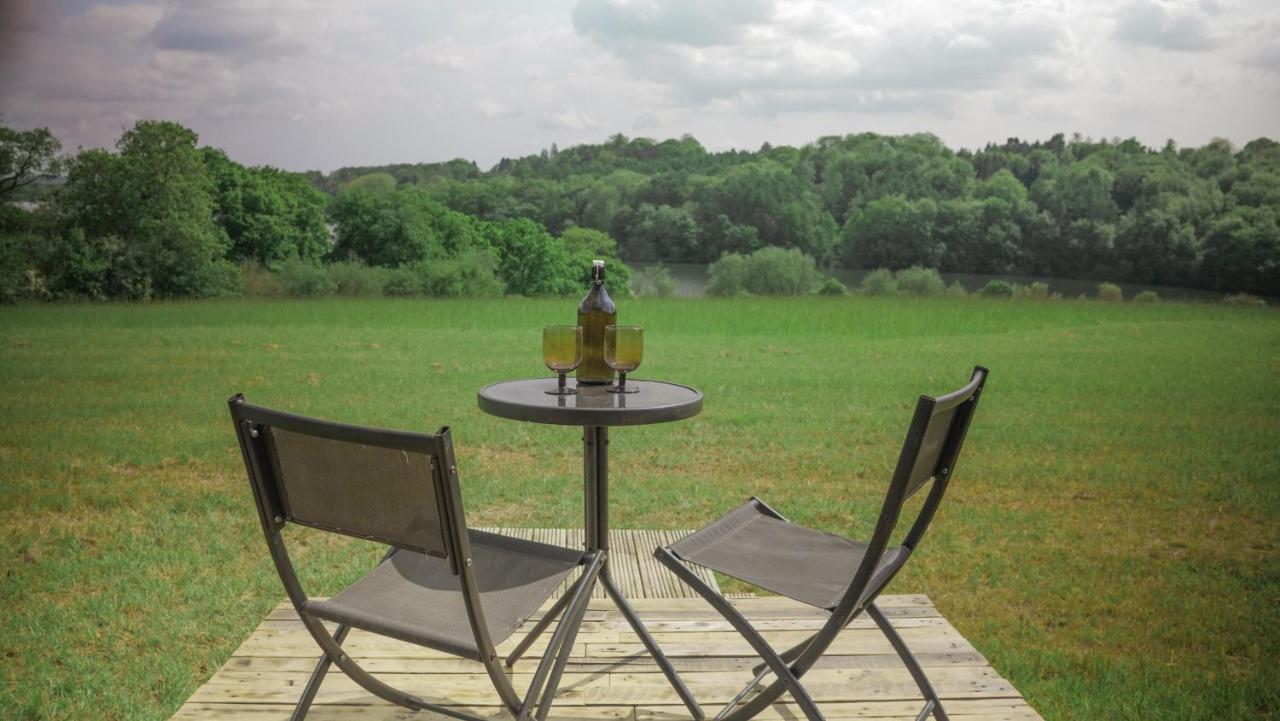 Quirky Vintage Horsebox Conversion With Stunning Views Of Ardingly Reservoir Balcombe Eksteriør billede